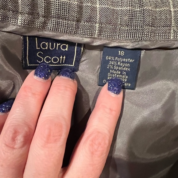 Two Piece Skirt Suit Lined Brown Striped Pockets Jacket 16 And Skirt 18 - Picture 11 of 14